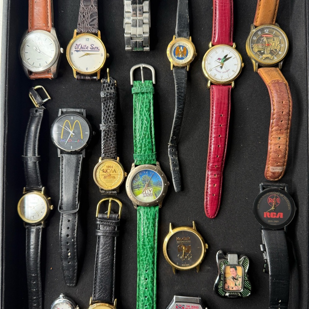 Assorted Vintage Logo Wristwatches lot